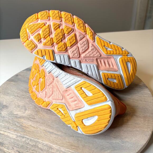 Hoka One One Arahi 6 Women’s Running Shoes Size 8 B Peach Orange Sneakers - Picture 7 of 9